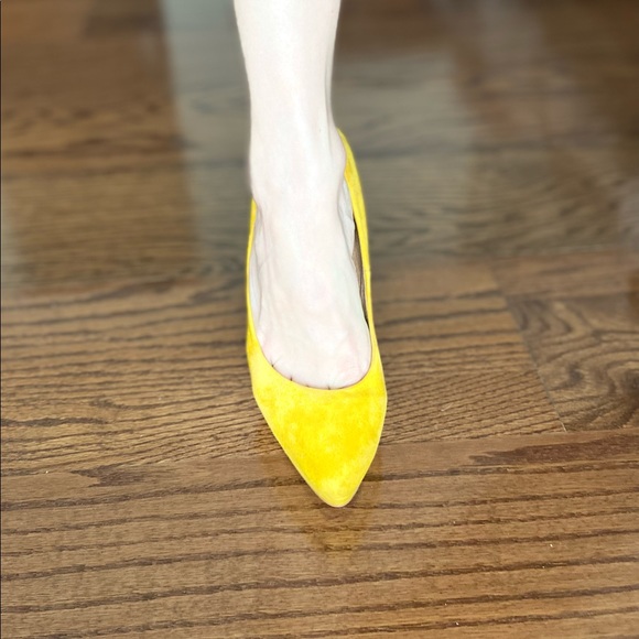 ALDO SHOES Yellow Suede Stilettos Pumps Genuine Leather 4 inch heels - Picture 9 of 11